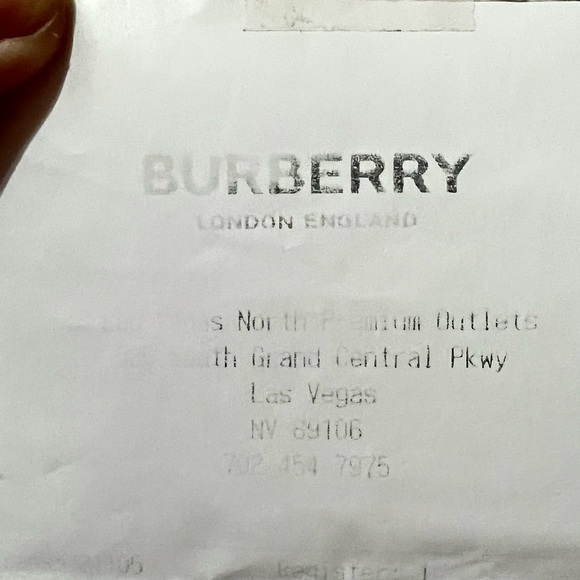 Burberry Reversible Tote - Picture 7 of 7